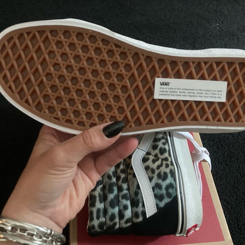 Vans women's boots new, size 38, athletic style