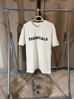 Essentials T-shirt new, size Large, white