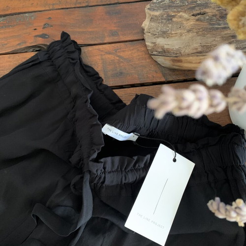 The Line Project black shorts size S 36 8