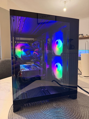 Gaming PC Ryzen 5 3400G RX580 8GB Nitro+ 16GB DDR4 σαν καινούργιο με Win11