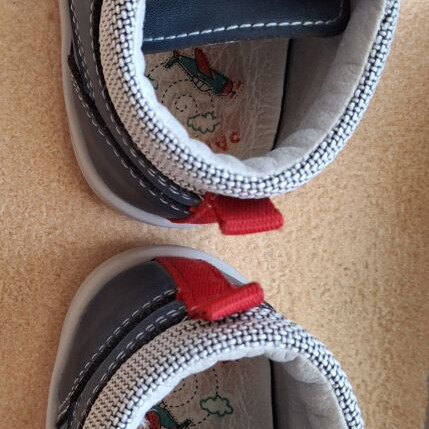 Pablosky blue boys shoes size 22 used