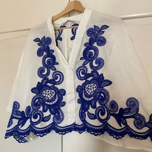 Zara set XS/S blouse and skirt with blue embroidery