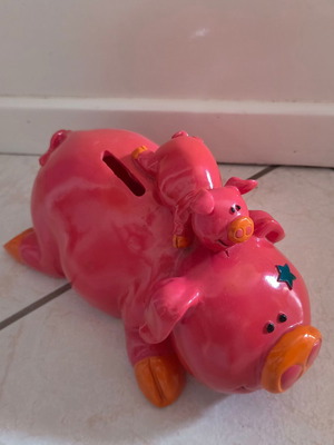 Vintage piggy bank used like new