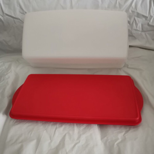 Tupperware Cake Mold new