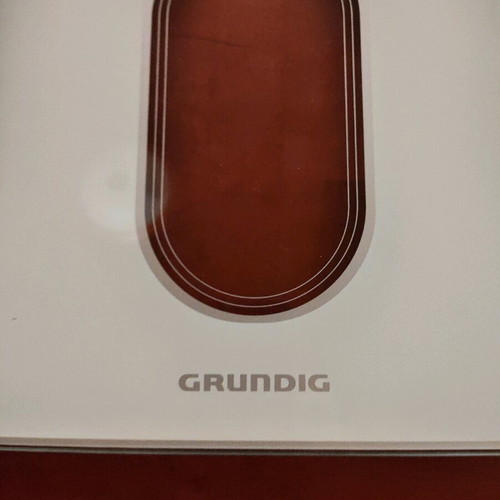 Grundig digital scale like new