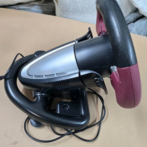 Hama Thunder V5 PS3 Racing Wheel used for PlayStation 3