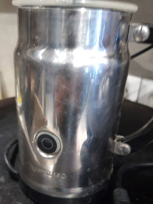 Γαλατιέρα αφρογάλακτος μεταχειρισμένη