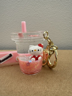 Hello Kitty Milkshake Keychain like new, pink