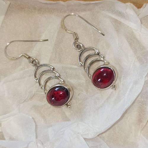 Silver Small Dangle Earrings with Garnet New