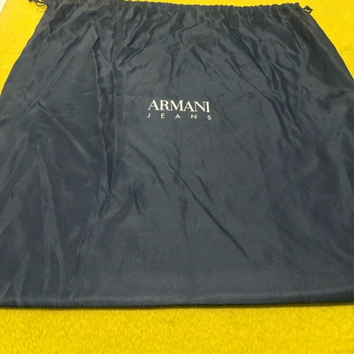 Armani τσάντα υφασμάτινη γνήσια ιταλική σαν καινούργιο με θήκη