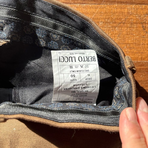 Berto Lucci men's suit brown modern fit size 50 like new