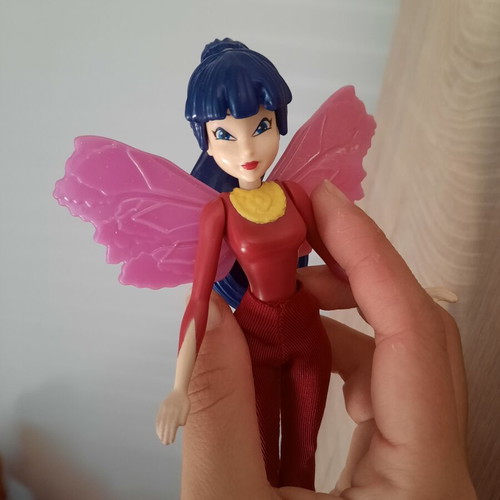 Kinder Maxi Winx Club Musa figure (2019)