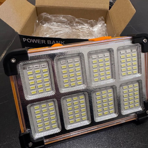Solar floodlight 144 LED with 3 modes and powerbank new
