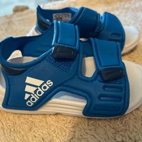 Adidas baby sandals 12 cm new