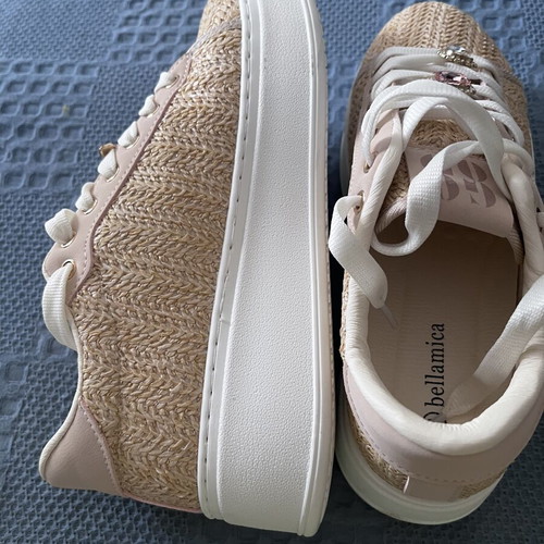 Luigi sneakers flatforms beige size 39 new with decorative laces