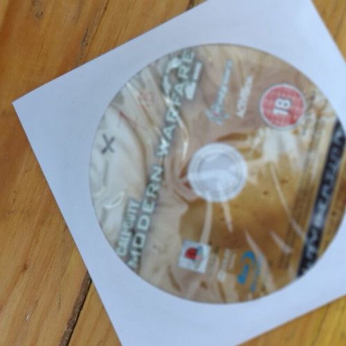 Call of Duty Modern Warfare 2 PS3 game used, disc only