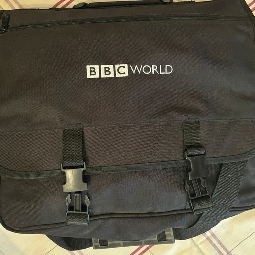 BBC World Messenger Shoulder Bag like new, black, waterproof