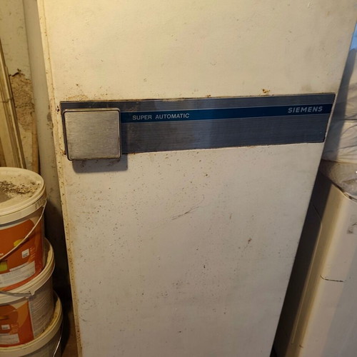 Siemens 200 Super Automatic vintage refrigerator with 3-star freezer