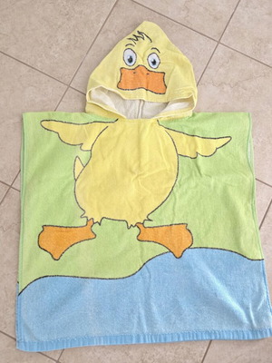 Baby towel like new with hood and duck design