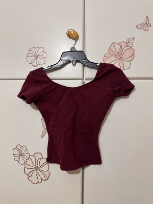 Bordeaux Fitted Top With Open Back Like New, Size M