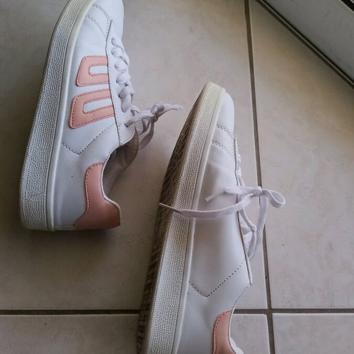 Athletic shoes used, women's size 39