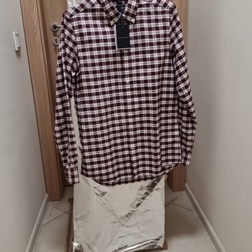 Tommy Hilfiger shirt new size S red