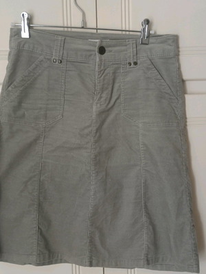 Corduroy evaze skirt like new, gray, Large - XL