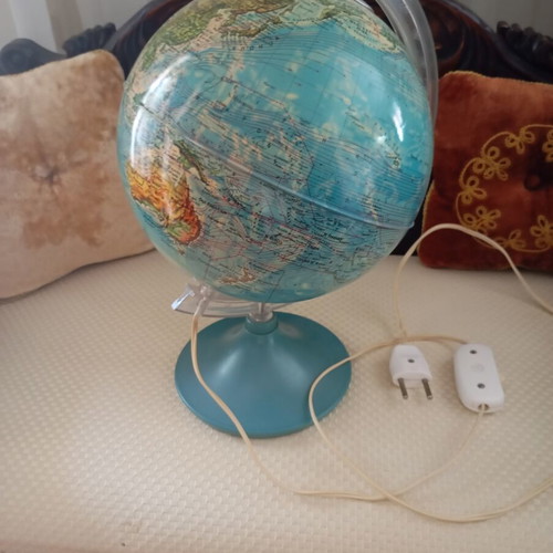 Scan Globe vintage illuminated globe with Greek map