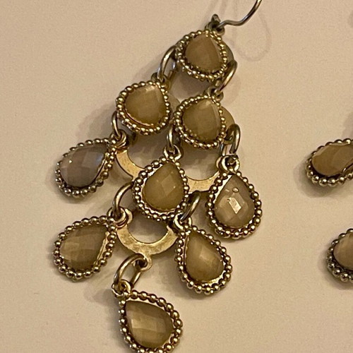 Earrings like new