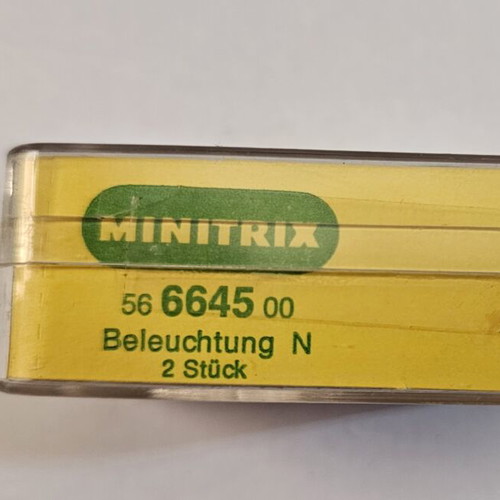 Minitrix 6645 Interior Lighting Set for N Scale Coaches, like new, 2 pieces