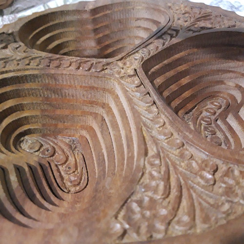Handmade folding wooden basket made of rosewood like new