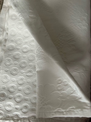 Tablecloth white 145x195 cm new, thick heavy fabric