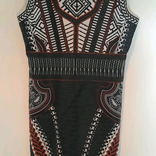 BSB Collection Mini Dress Small like new, multicolor with embossed patterns