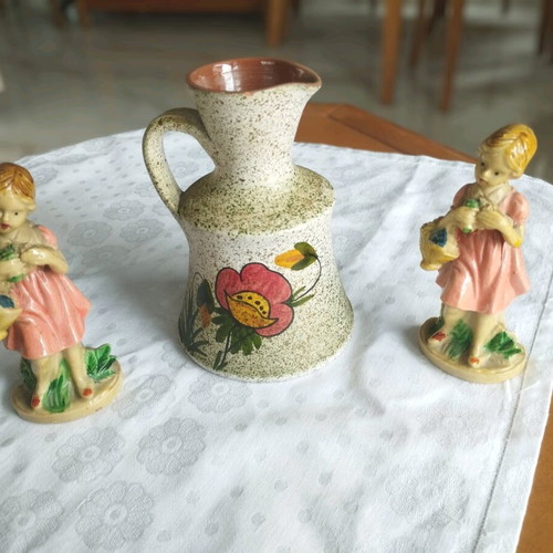 Vintage bundle handmade ceramic jug and Pink Girls figure pair like new