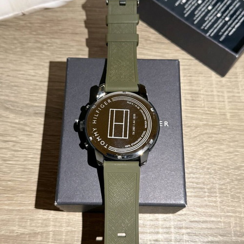Tommy Hilfiger Khaki Strap 44mm watch like new