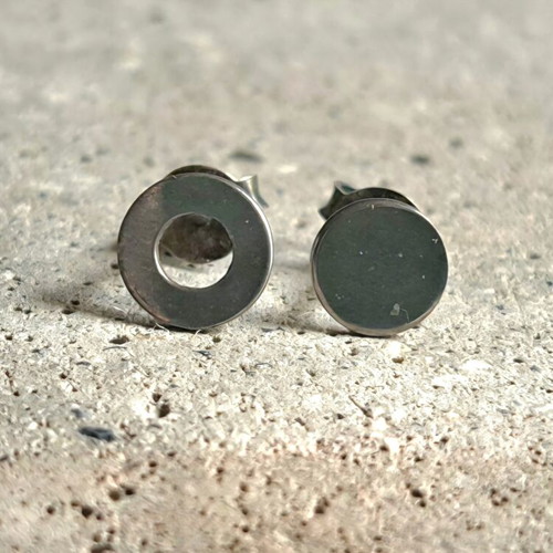 Silver asymmetric 925 studs with geometric circles, like new