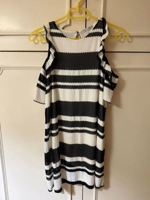 Zara mini dress with cold shoulders, used, black and white
