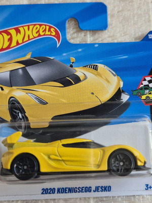 Hot Wheels 2020 Koenigsegg Jesko yellow
