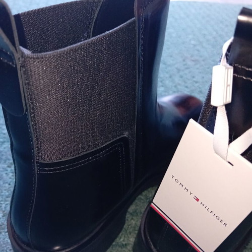 Tommy Hilfiger Chelsea Boots new with tags, black, size 40