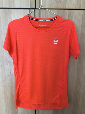 Admiral women's sports shirt like new, sizes M and L