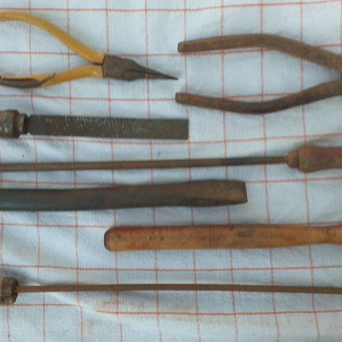 Collectible tools used, set of 6 pieces