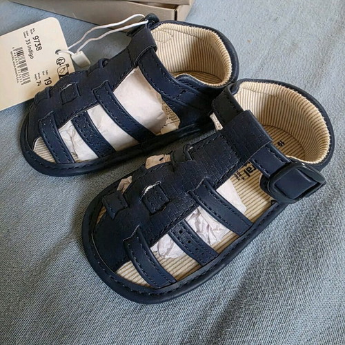Mayoral Newborn Sandals Size 19 New