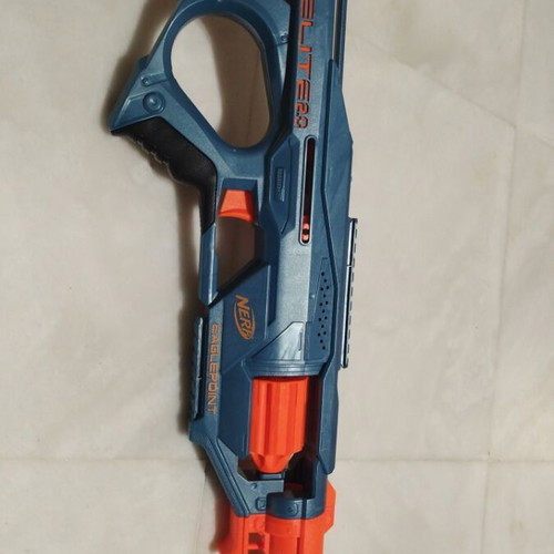 Nerf Elite 2.0 giant like new with extra foam darts
