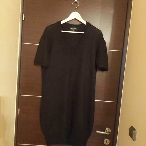 Women's knitted dress like new, black