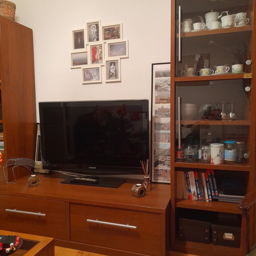 Living room composition with 2 bookcases, TV unit with drawer and 2 connecting shelves like new