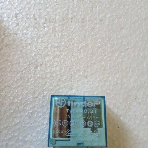 Finder 40.31 microrelay like new, pack of 11, 110V DC /10A