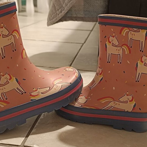 Marks and Spencer children's rain boots size 21.5