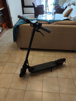 Xiaomi 4 Go electric scooter used with defect