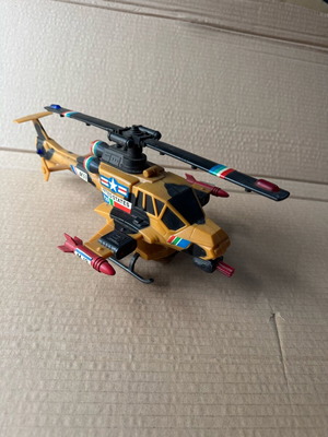 Plastic helicopter like new with batteries