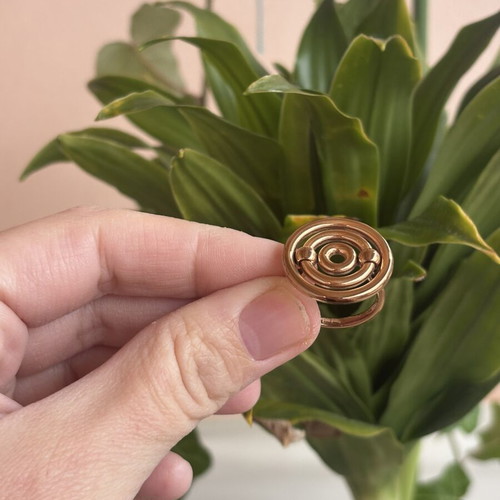 Folli Follie ring pink gold with concentric circles like new